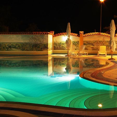 Hotel Villa Letan Fažana Exteriör bild
