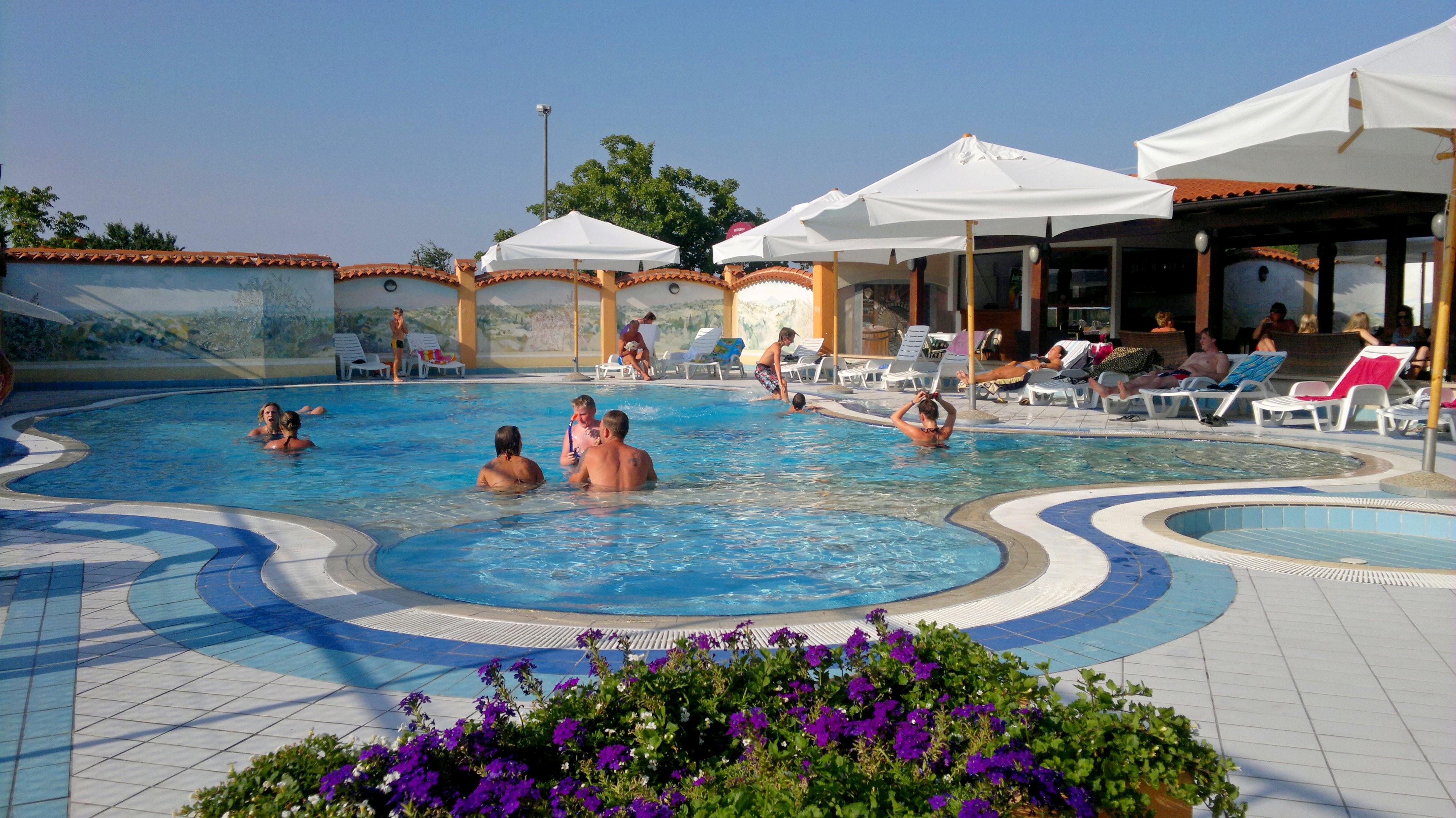 Hotel Villa Letan Fažana Exteriör bild