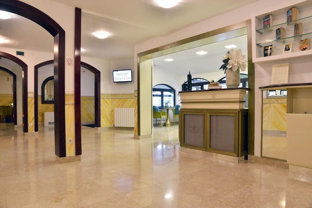 Hotel Villa Letan Fažana Exteriör bild